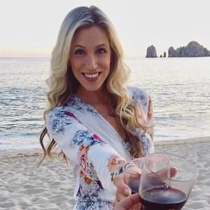 Meet your Posher, Alison